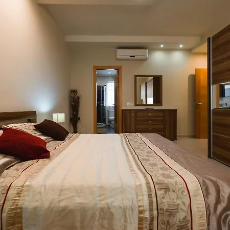 3 Bedroom * Sliema